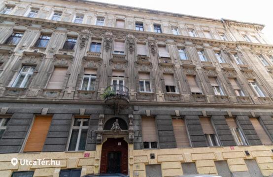 Ejjeli Majom Budapešť